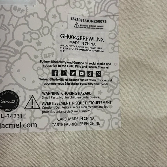 Sanrio Hello Kitty Face Pave 3D Bling Key Chain Silver Finish 2025 - Picture 10 of 12